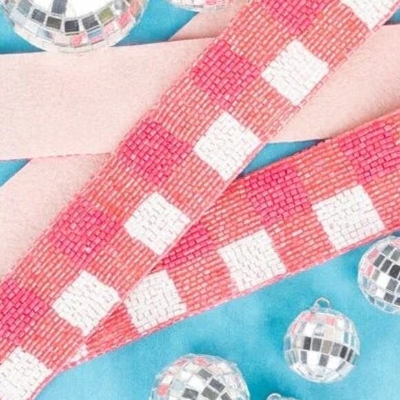 Check You Out Hot Pink Seed Bead Bag Crossbody Strap - Picture 2 of 3